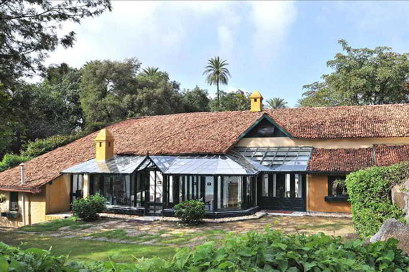 Welcomheritage Connaught House Mount Abu Exterior foto
